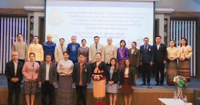ร่วมการอบรมเชิงปฏิบัติการการจัดกิจกรรมบูรณาการตัวชี้วัดคุณธรรม 12 ประการ และสมรรถนะสำคัญของผู้เรียน