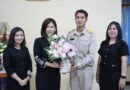 รับรายงานตัว ปฐมนิเทศ และมอบช่อดอกไม้แสดงความยินดีกับ นายวราวุธ วงศ์ใหญ่ ผู้ได้รับการคัดเลือกเพื่อบรรจุและแต่งตั้งให้ดำรงตำแหน่งรองผู้อำนวยการสถานศึกษา โรงเรียนบ้านเหล่า (รัฐราษฎร์บำรุง)